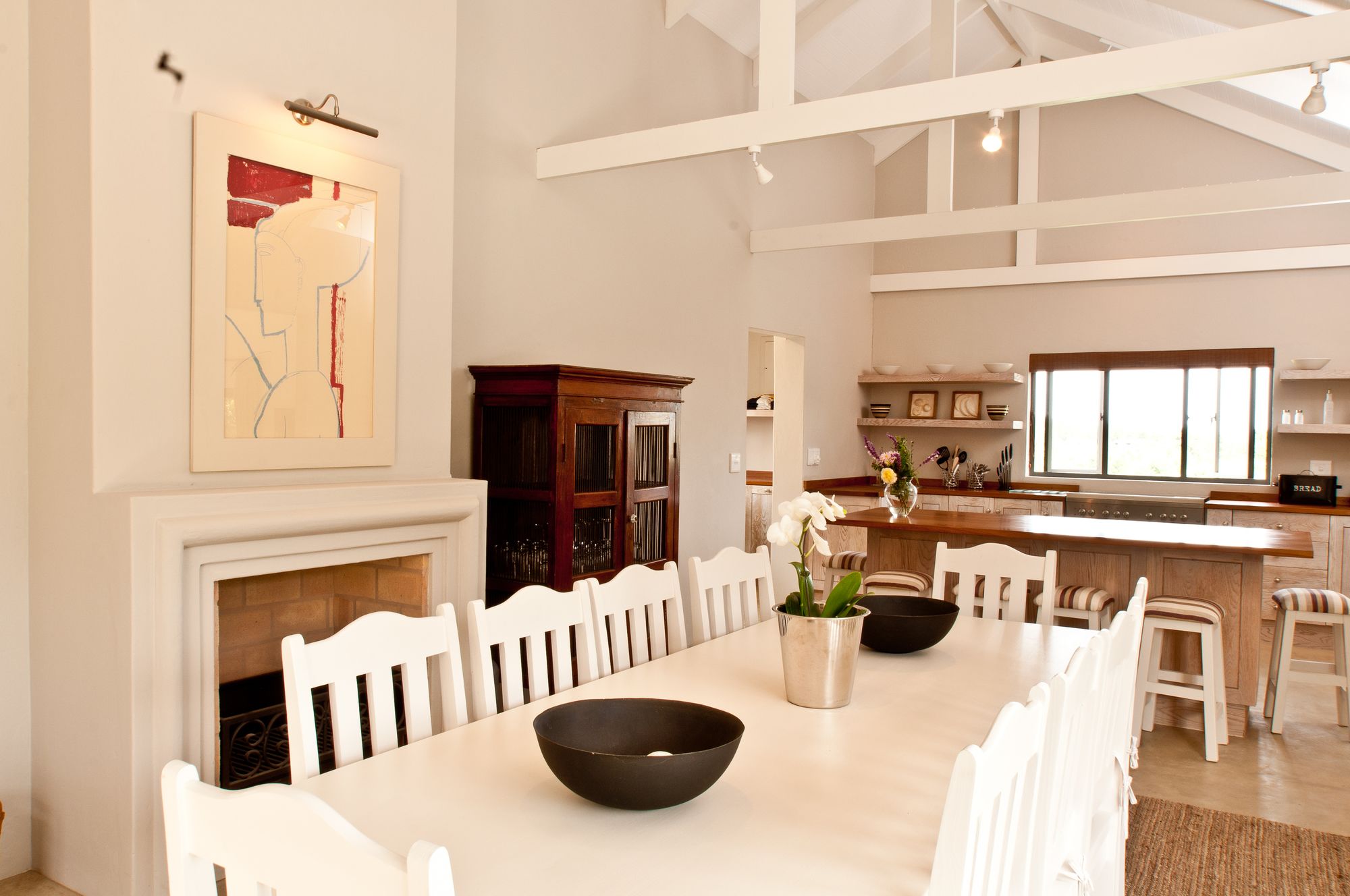 Rare Earth Country House