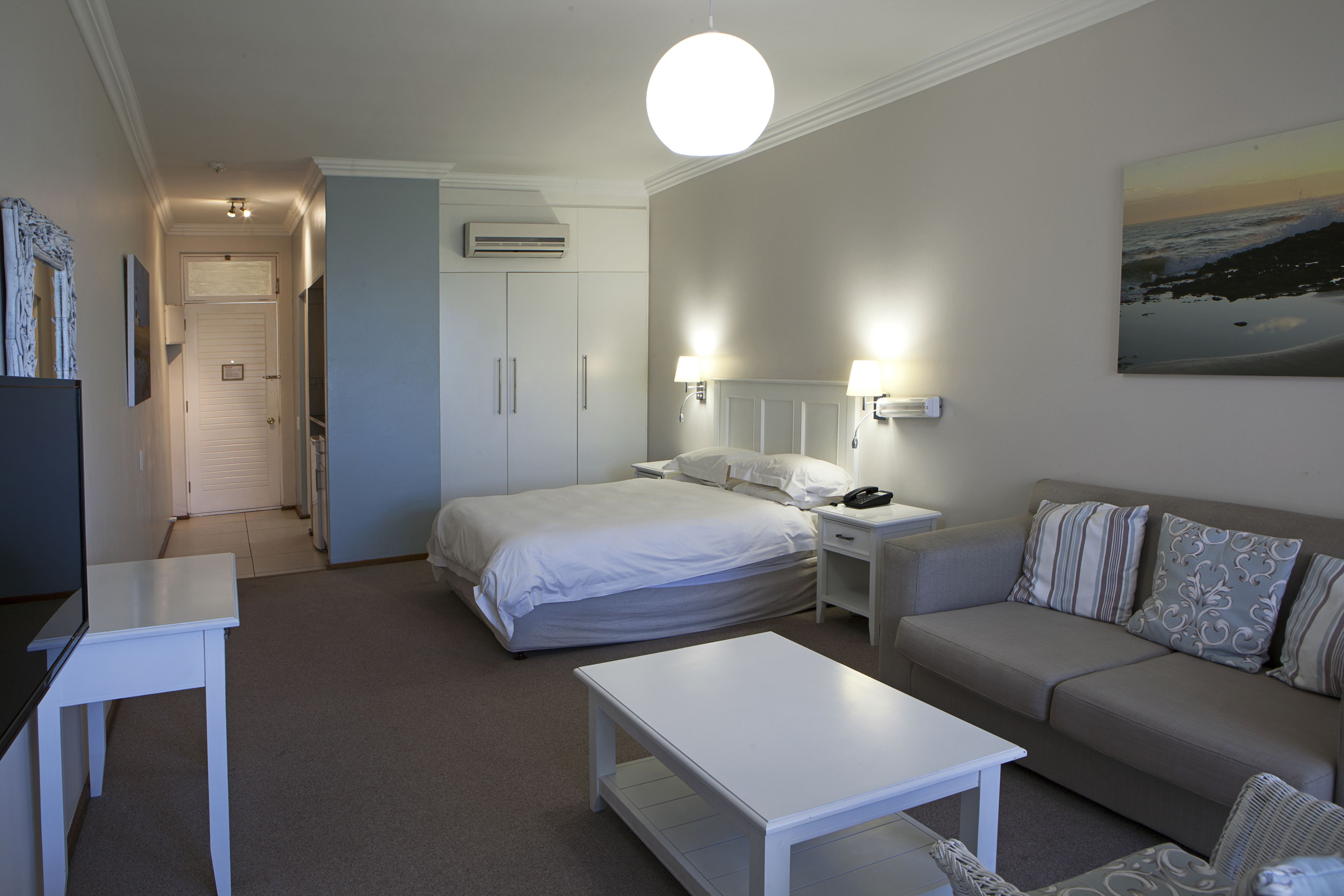 Brookes Hills Suites