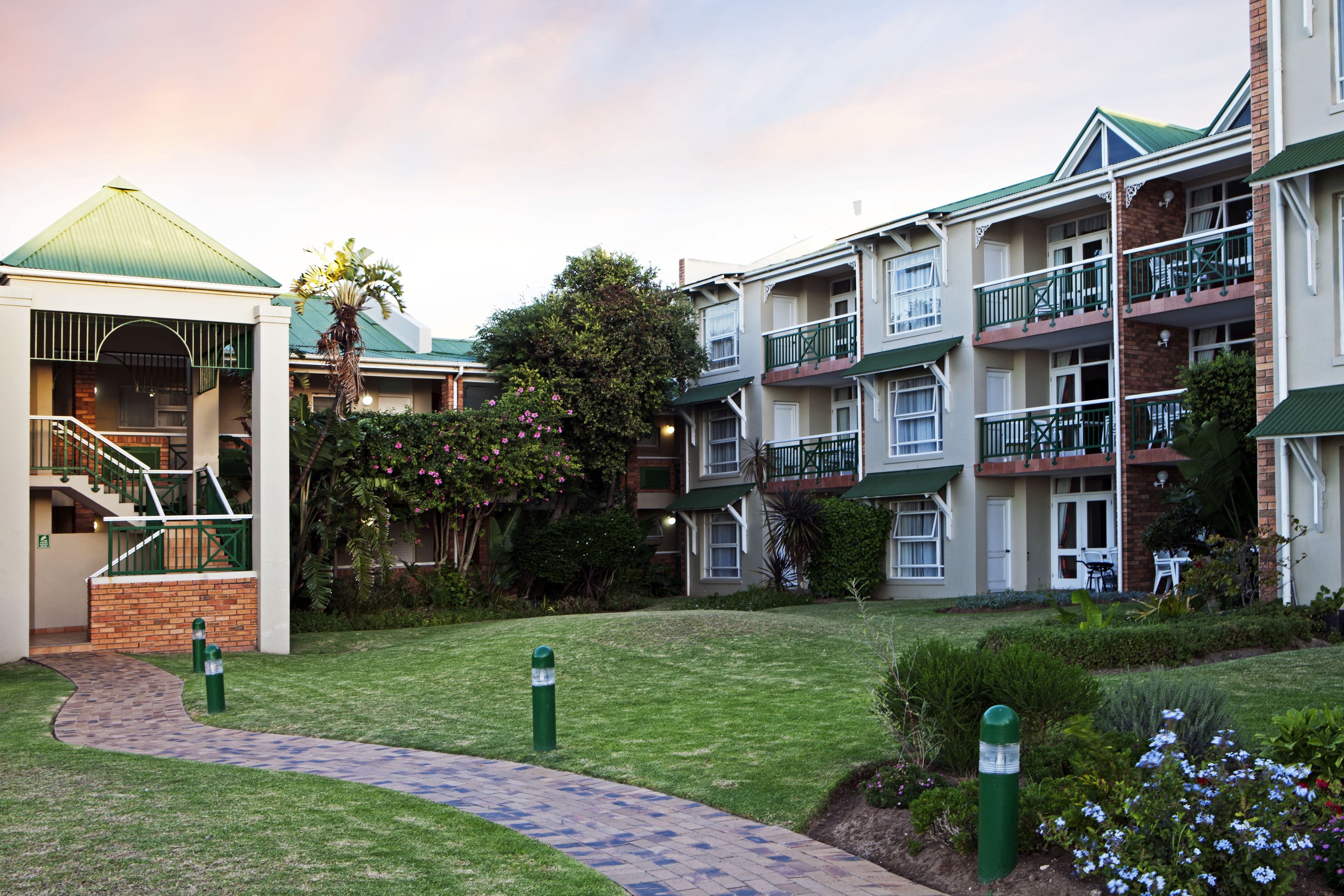 Brookes Hills Suites