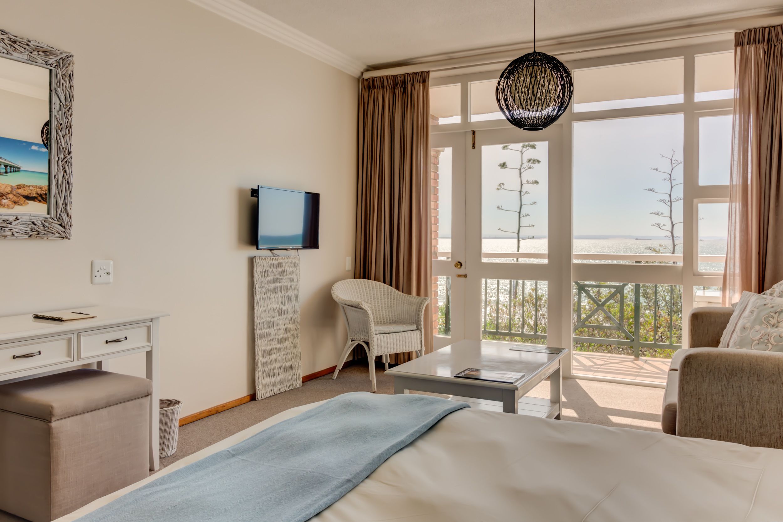 Brookes Hills Suites