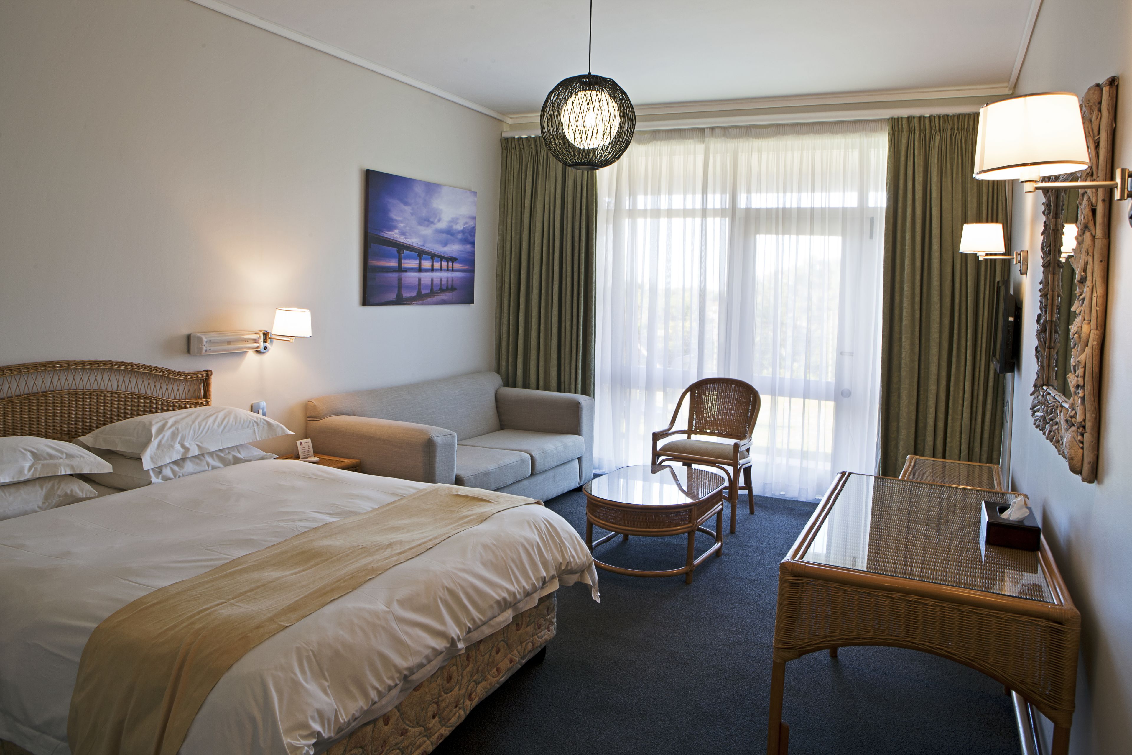 Brookes Hills Suites