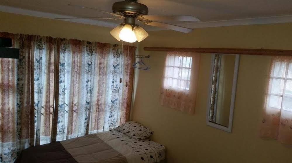 Ebenezer Guest House Bluewater Bay