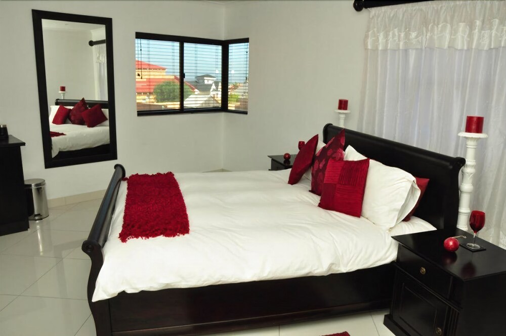 Me Casa Guest House
