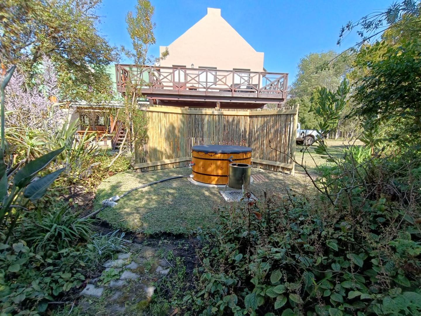 Fijnbosch Cottage and Camping