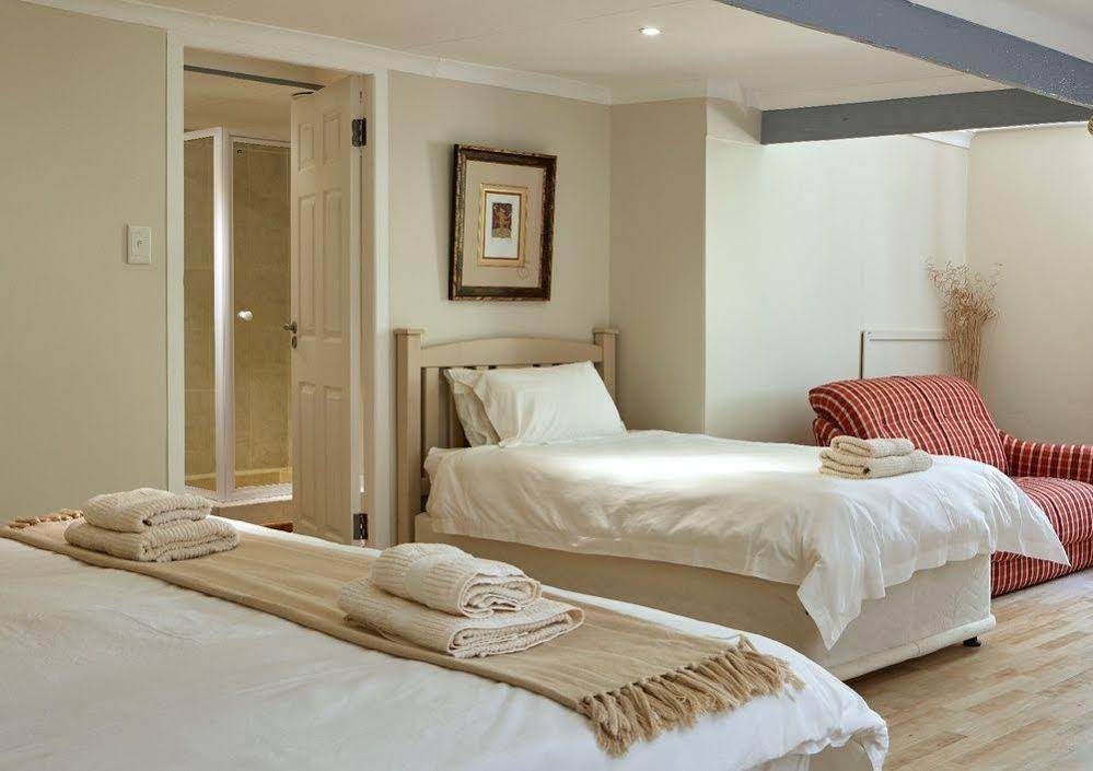 Yellow Aloe Guesthouse