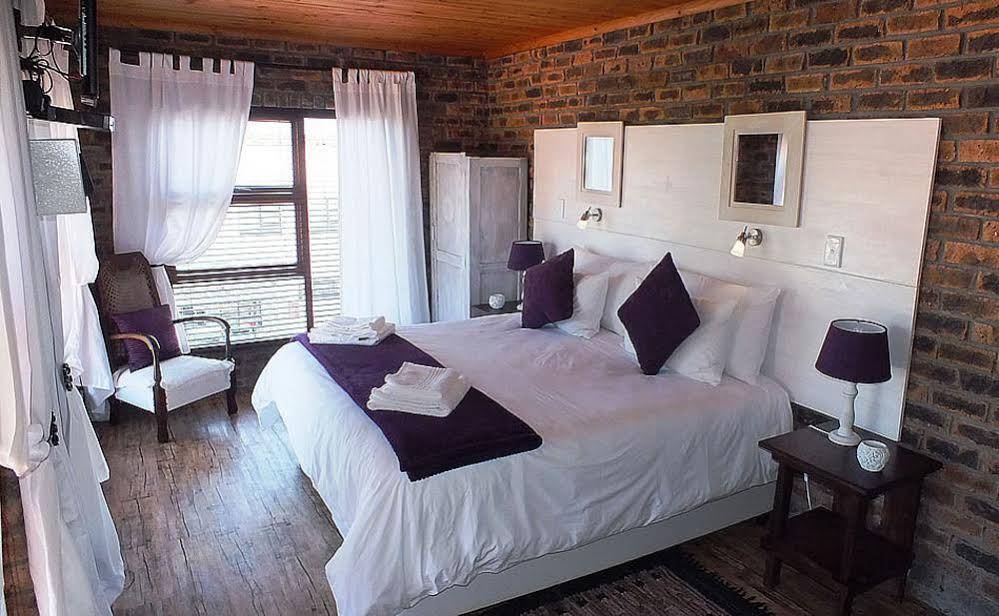 White Shark Guest House