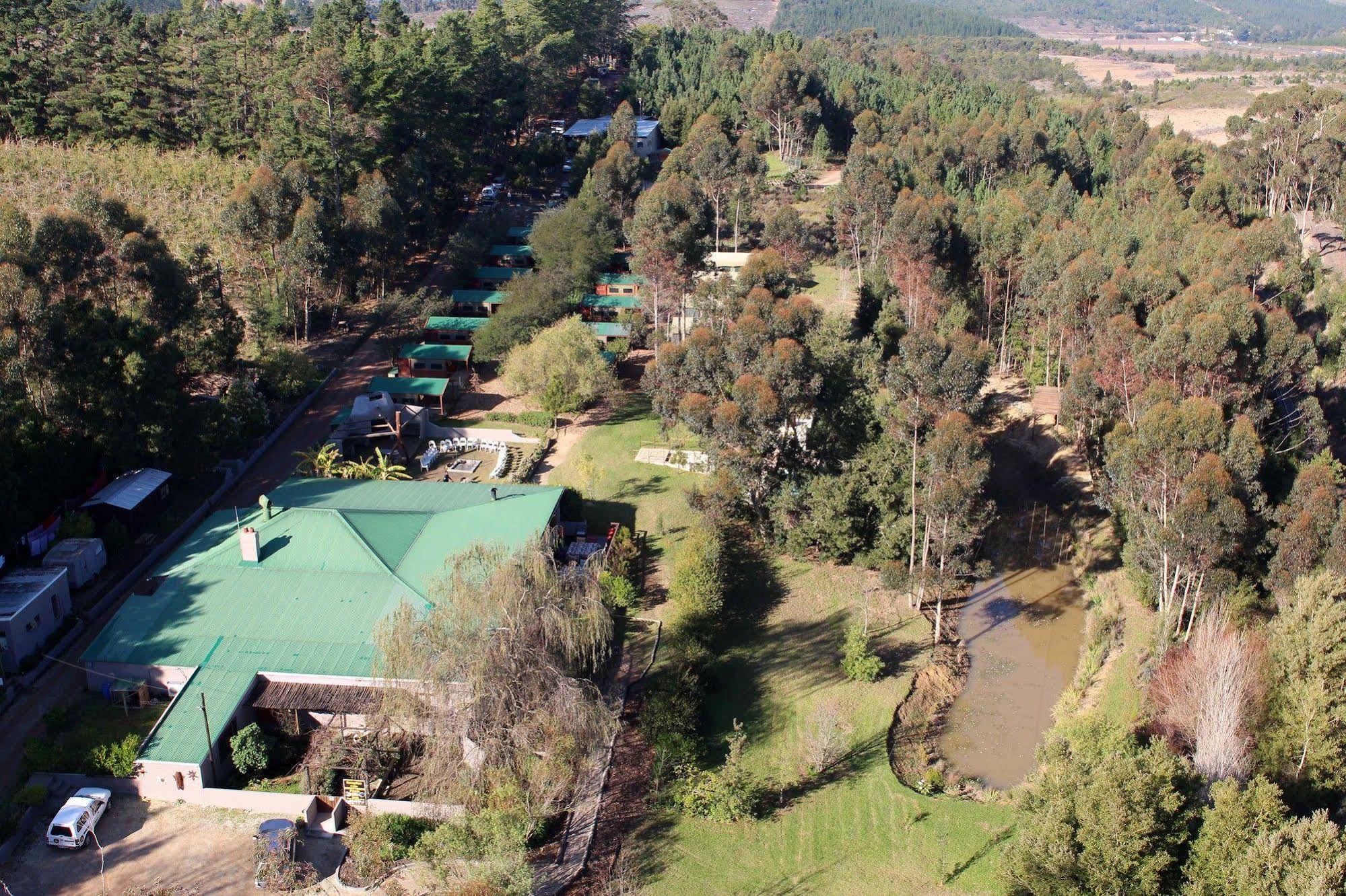 Kunguru Lodge