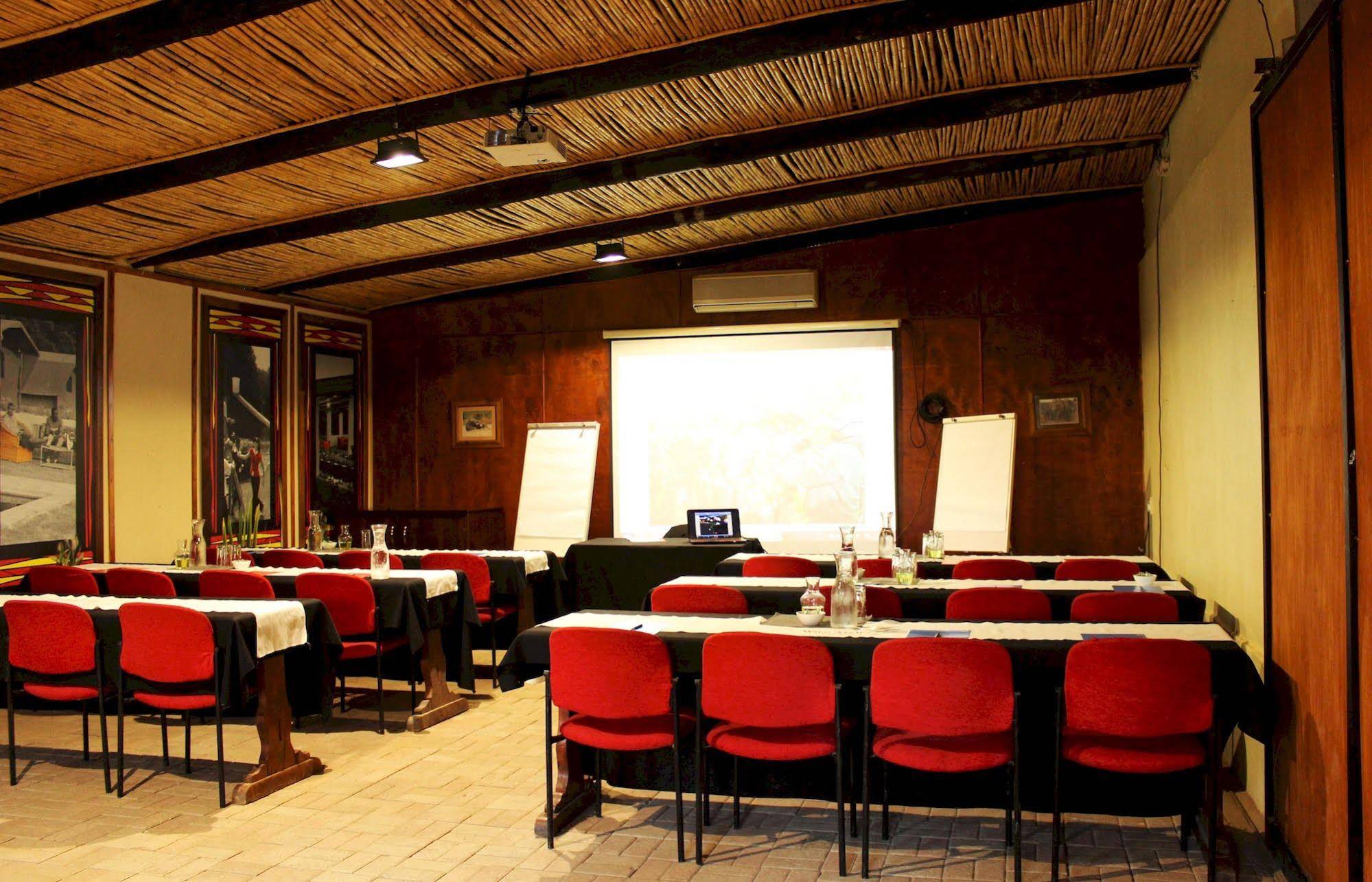 Kunguru Lodge
