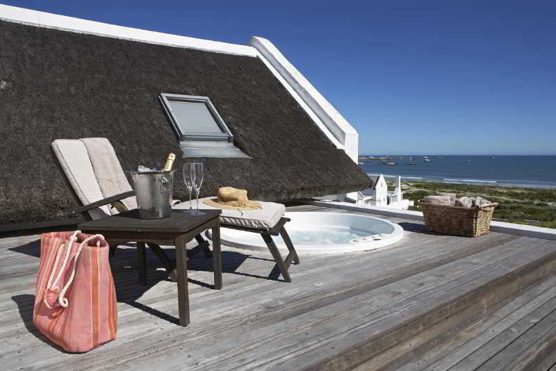 Abalone Hotel & Villas