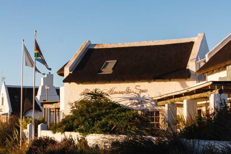 Abalone Hotel & Villas