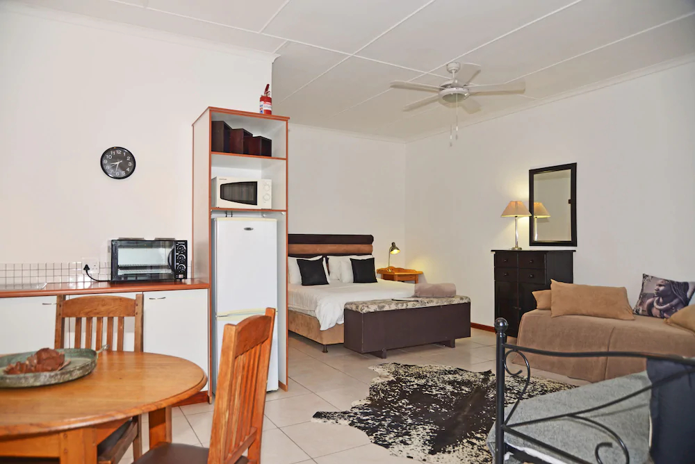 Melkboomsdrift Guest Lodge and Conference Centre