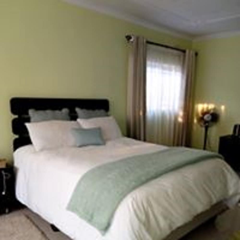 Broken Hill Lodge
