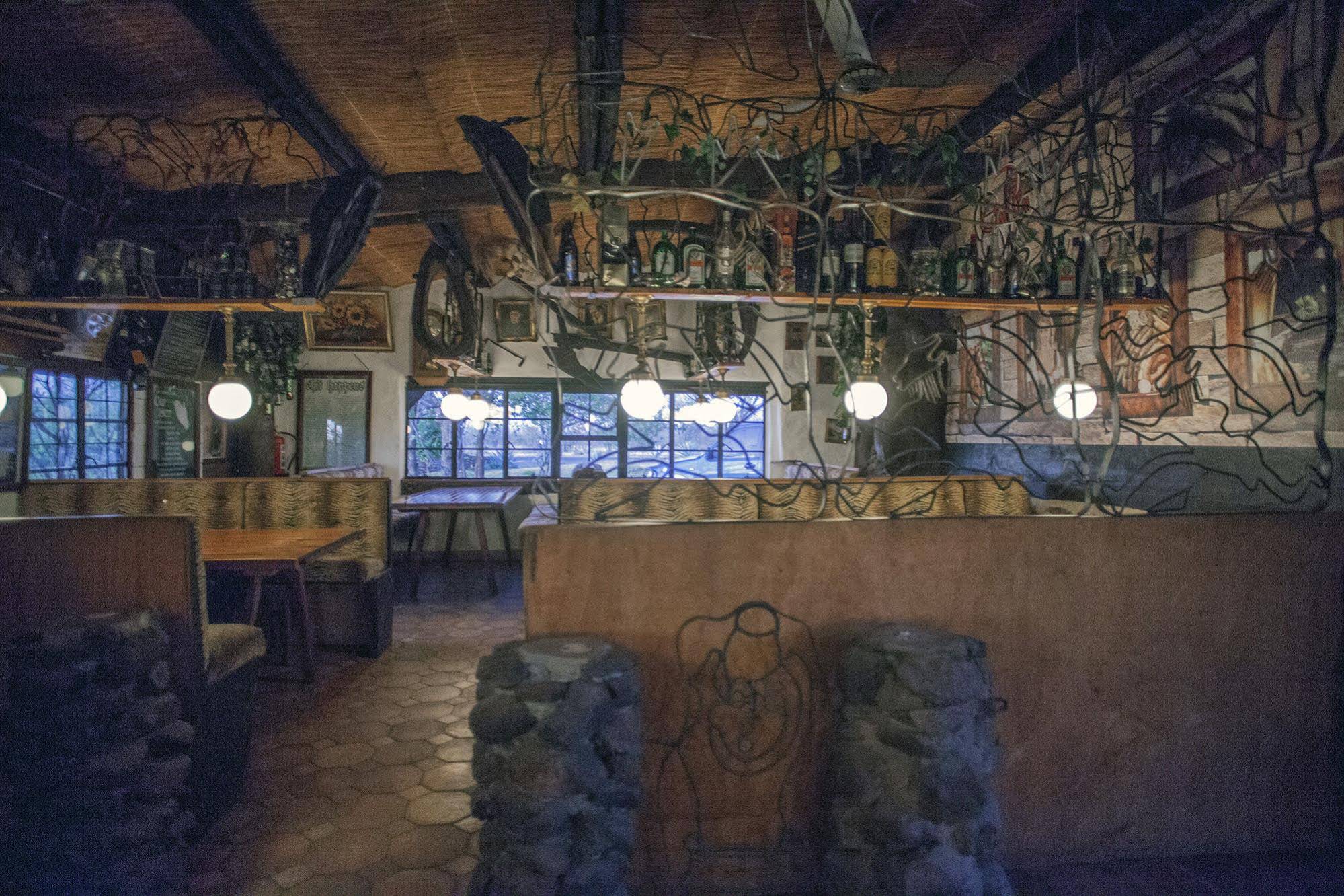 Nona Lodge