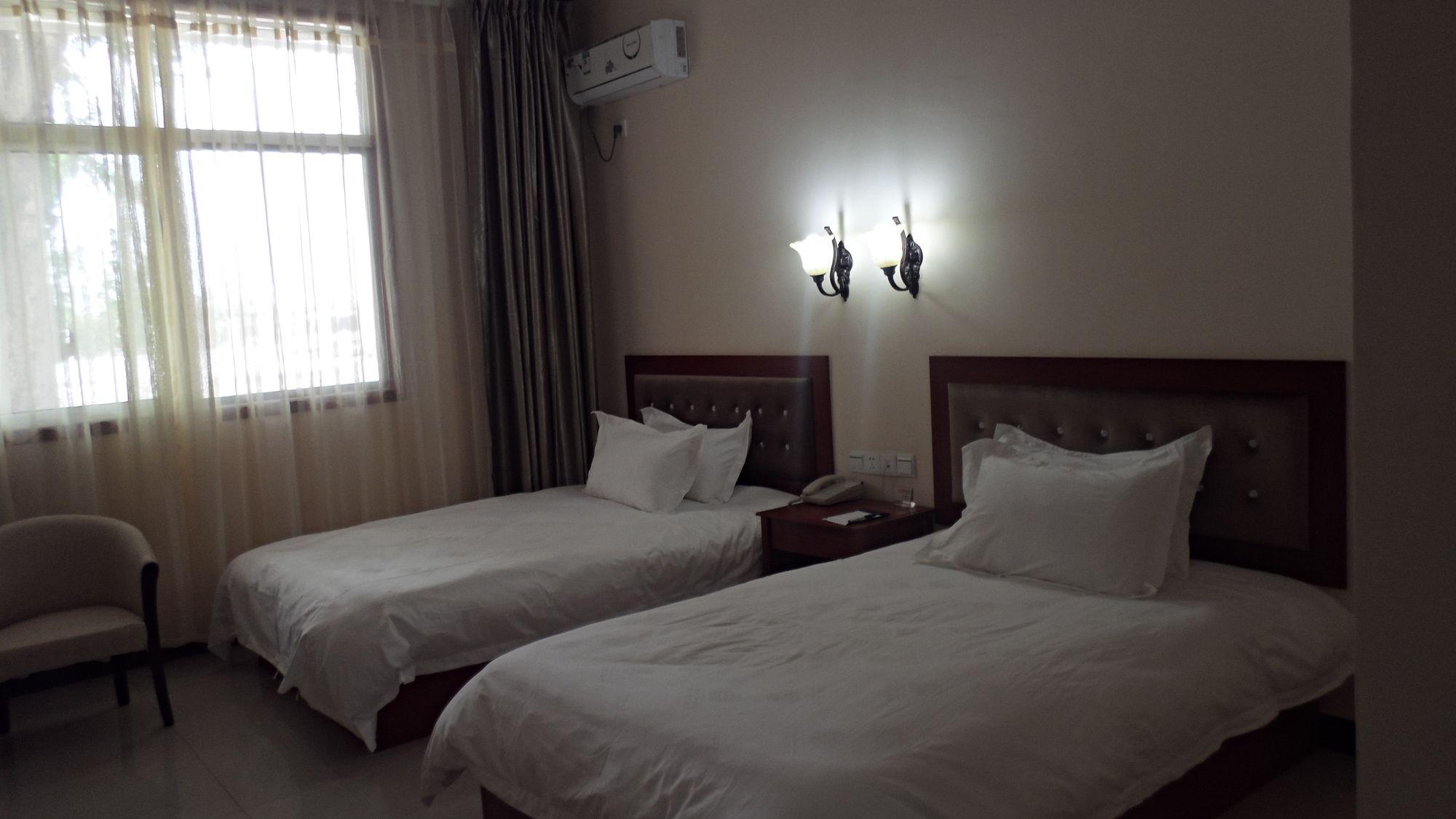 Oriental Swan Hotel