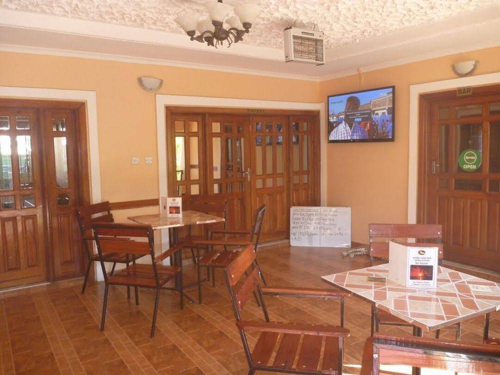 Sunset Junction Lodge & Tours