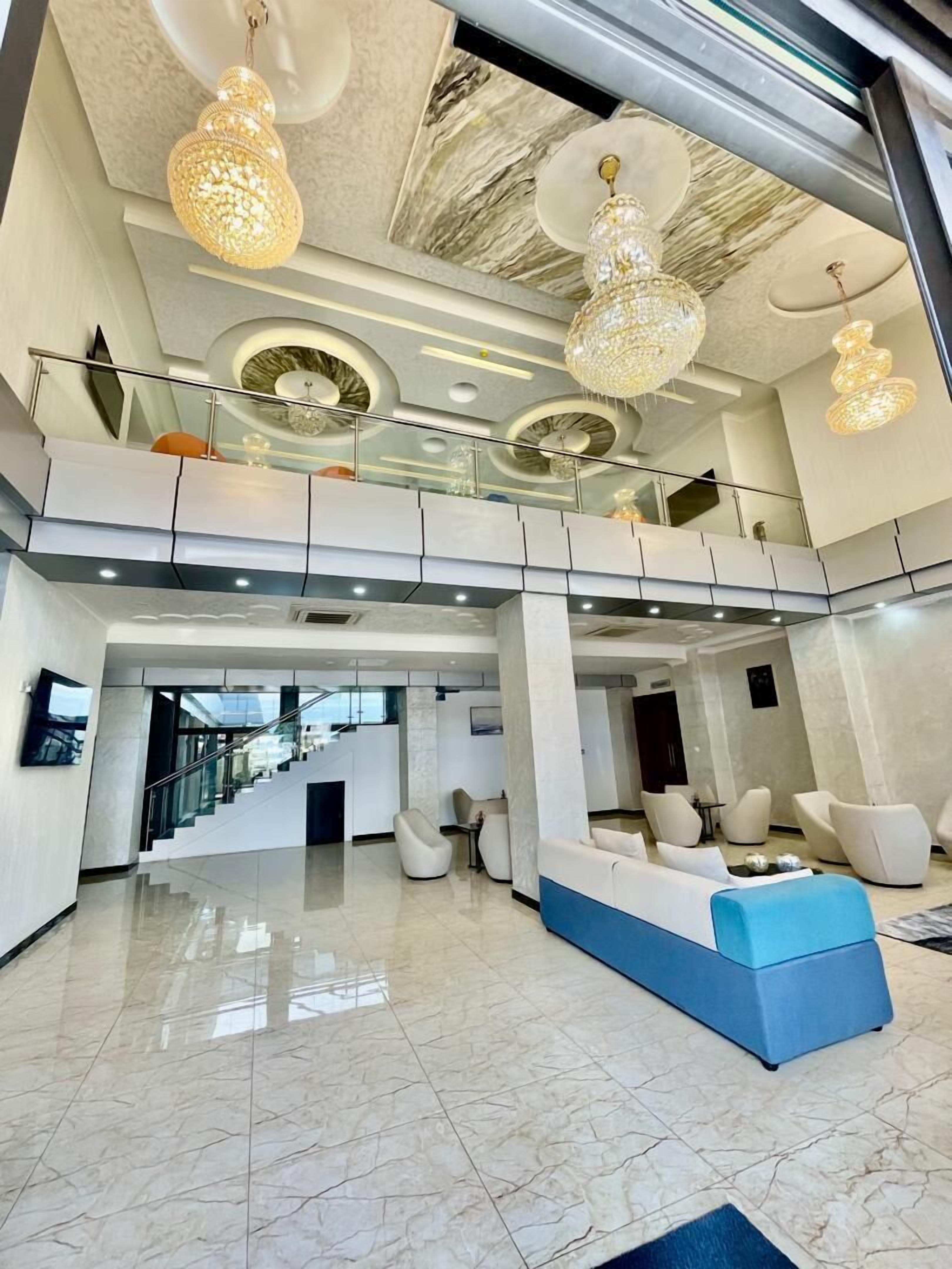 Gloria Inn Hotel