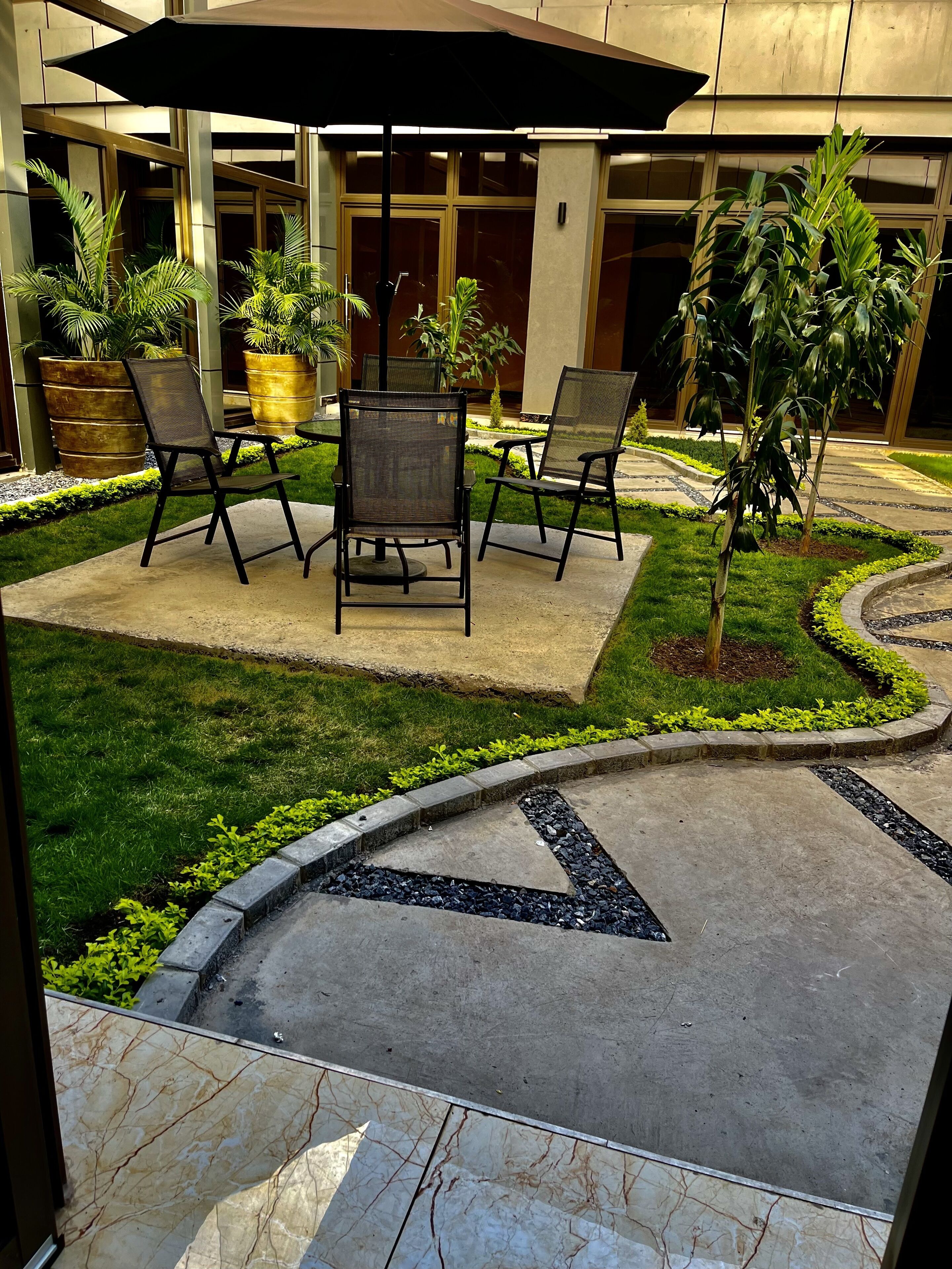 Gloria Inn Hotel