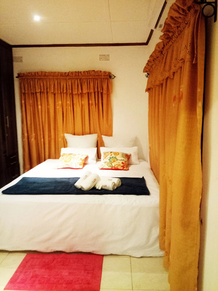 Losin Guest House