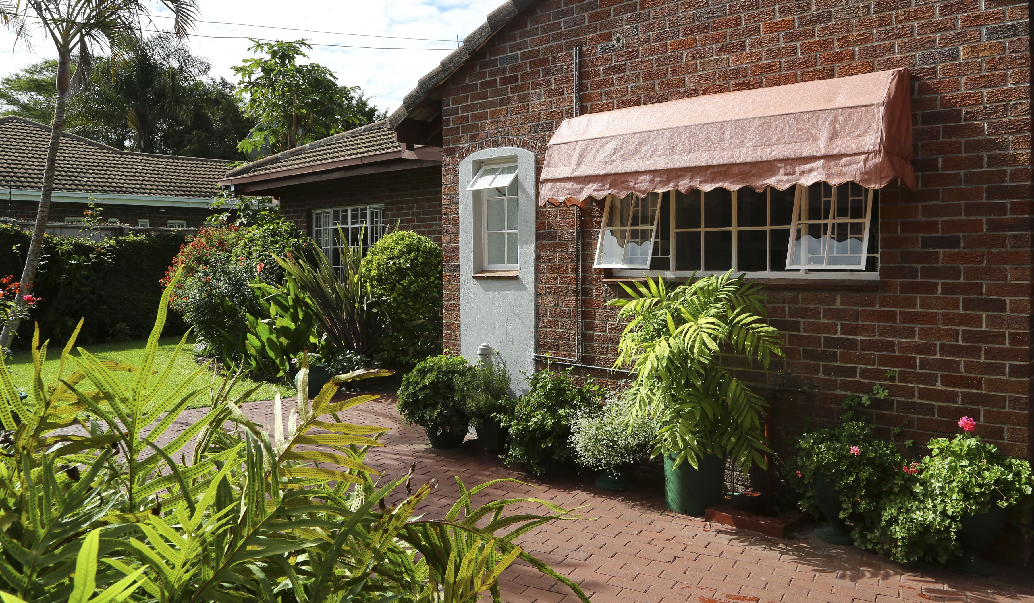 Sunbird Guest House
