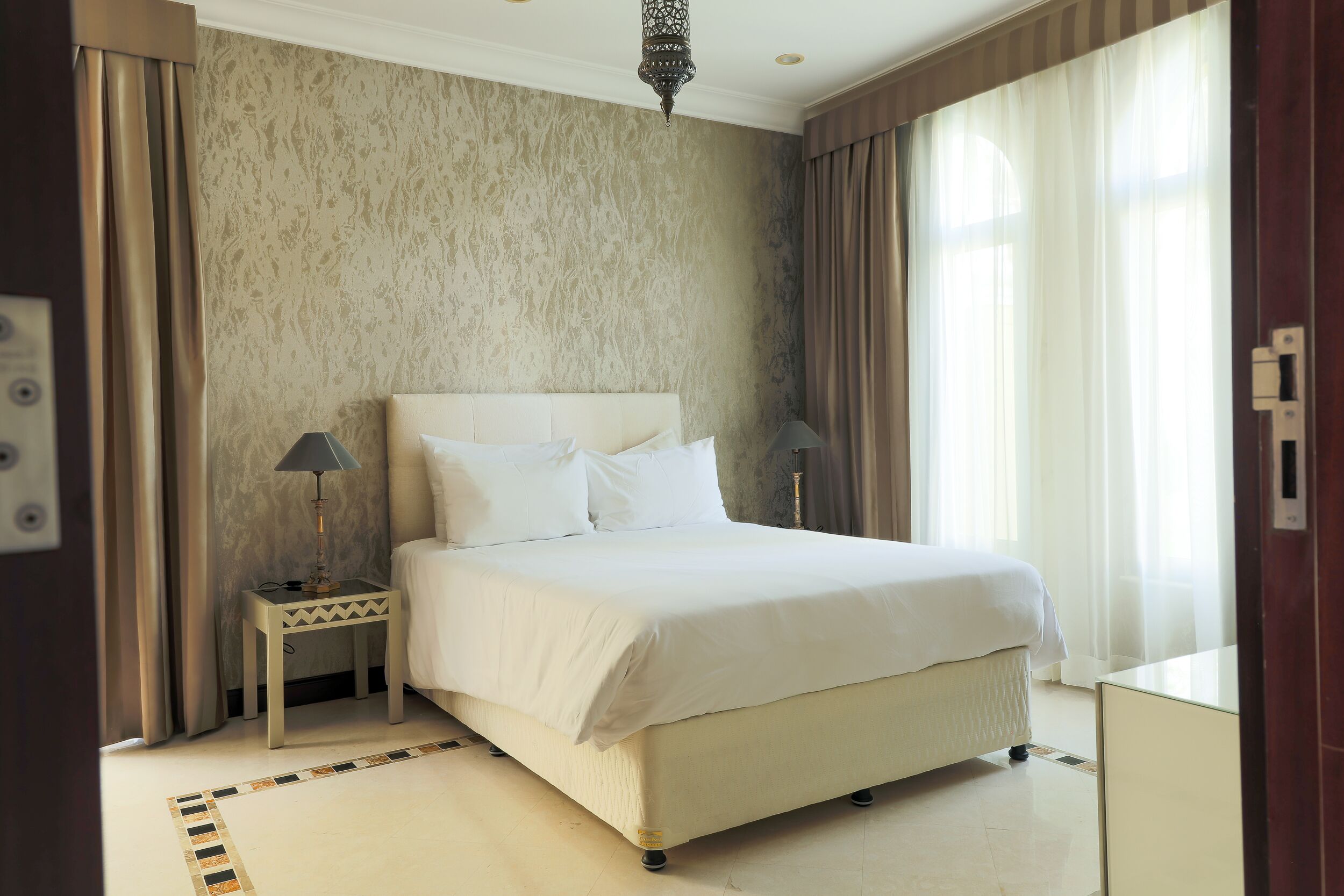 The Palm Jumeirah Villas - Frond D by Nasma Luxury Stays