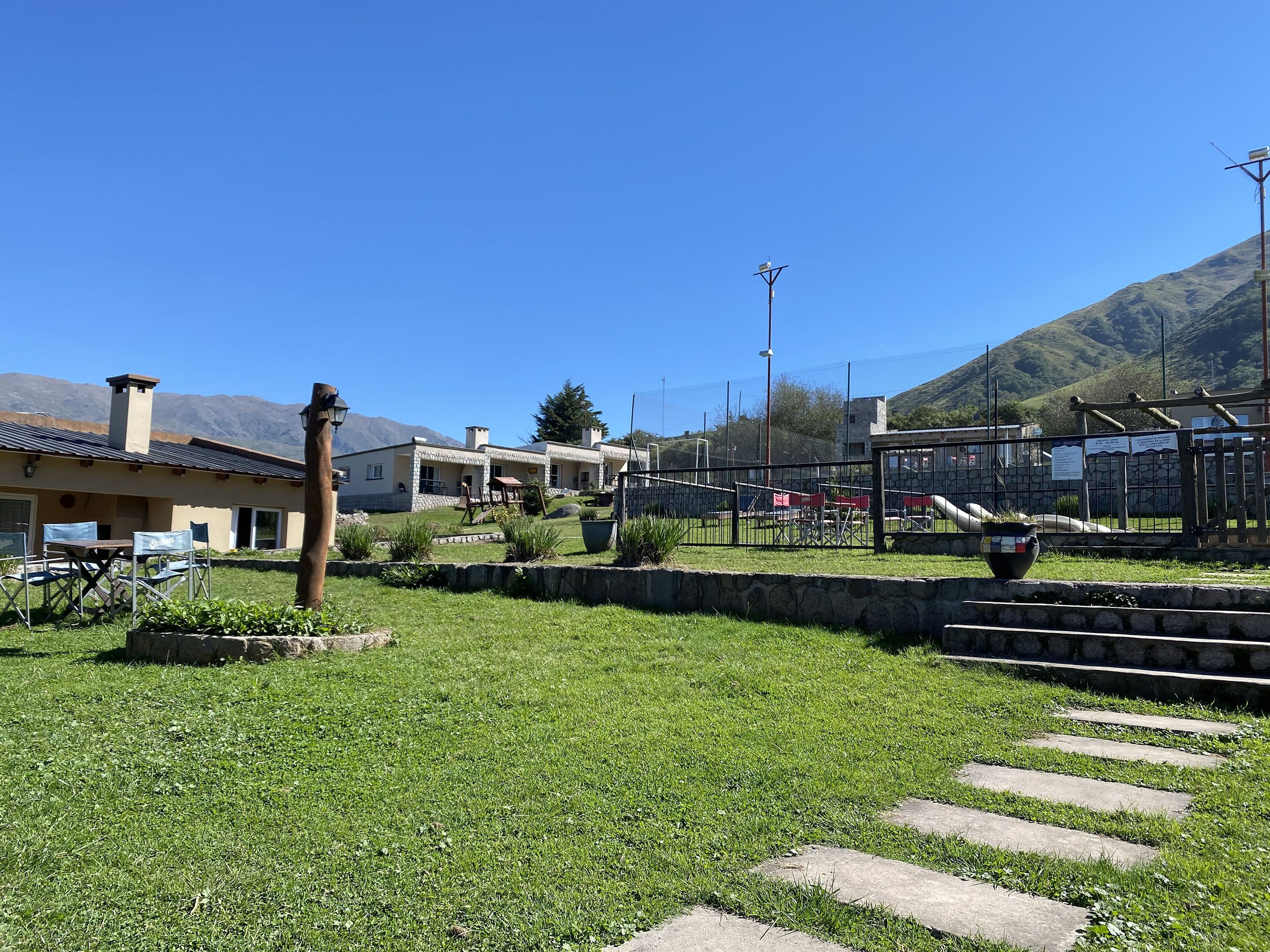 Los Carolinos by DOT Cabana