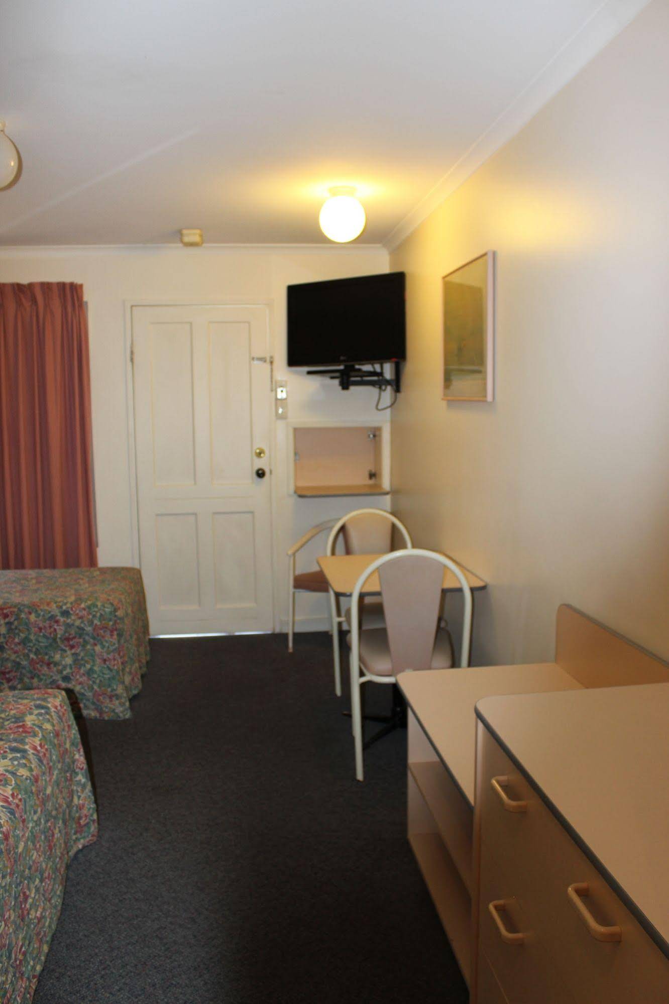 Mid Coast Motor Inn