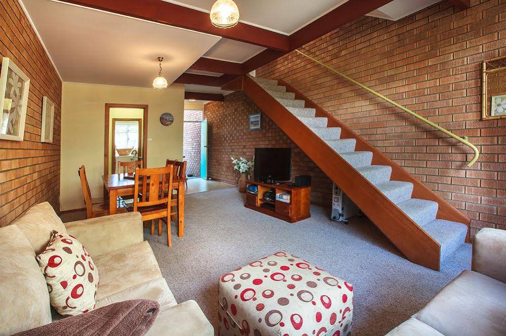 Mollymook Beach Units