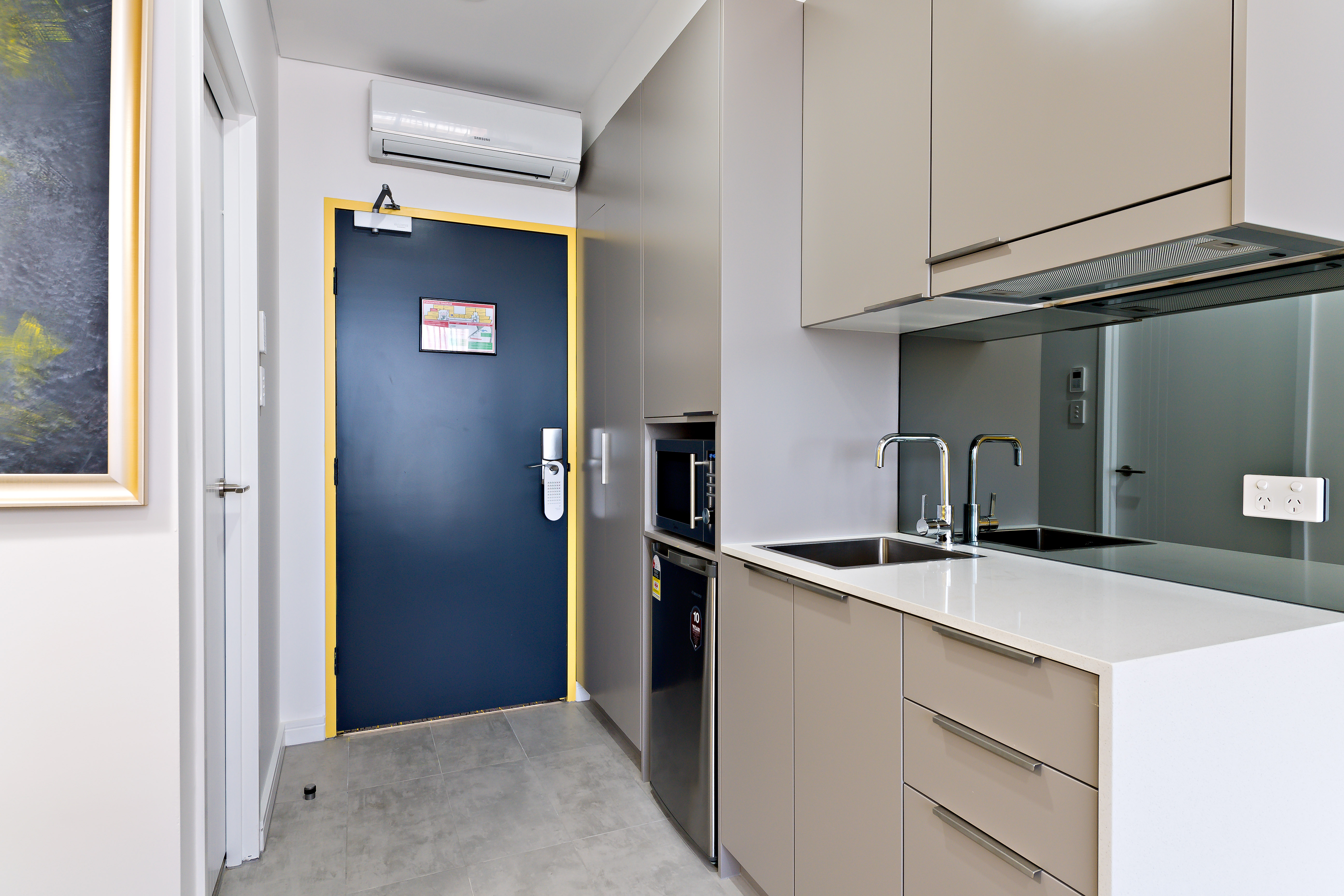 ValueSuites Green Square