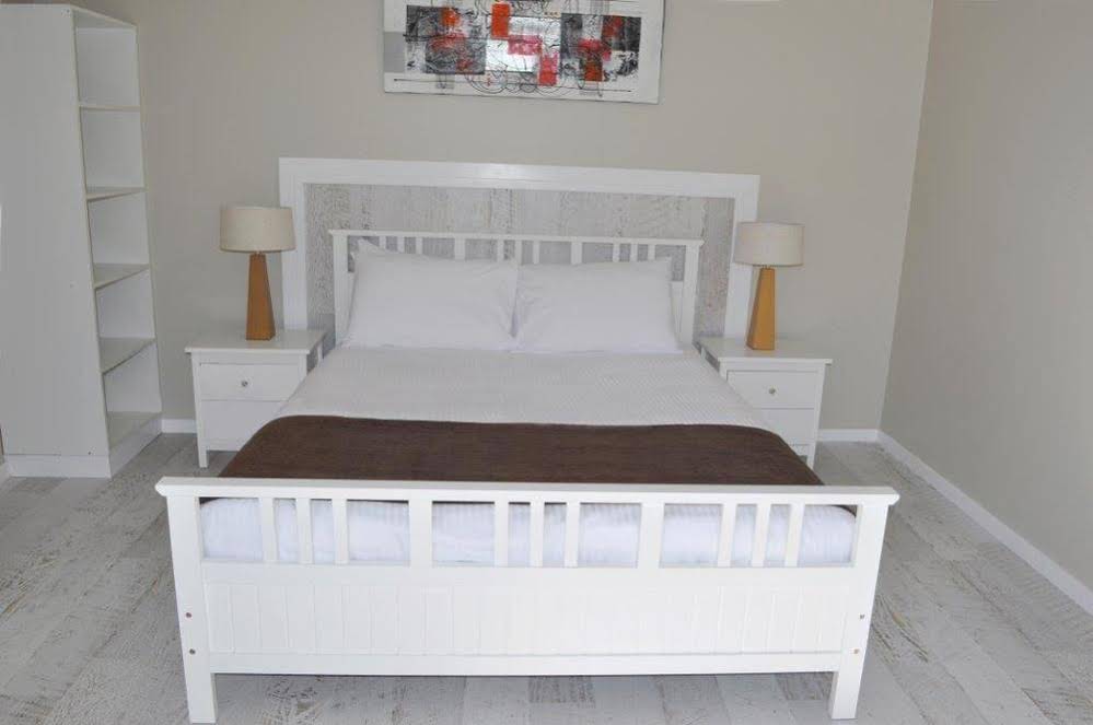 Kings Point Retreat