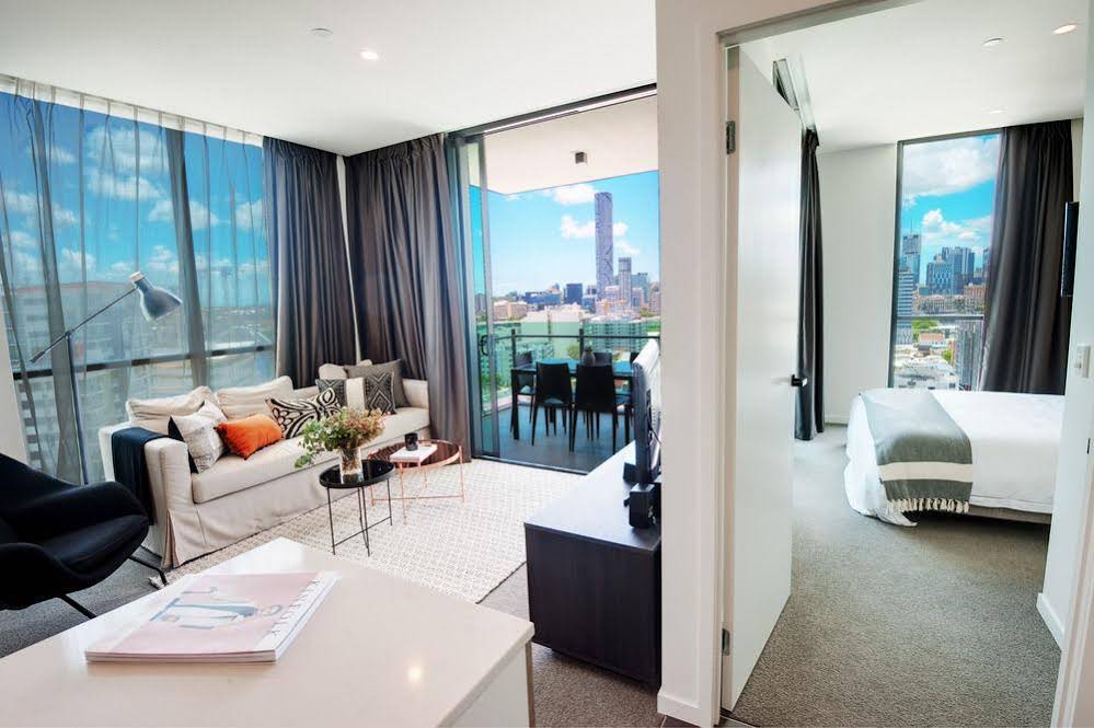 Botanica Residences
