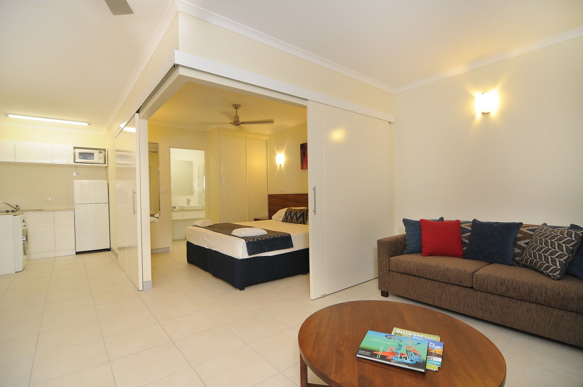 Cairns Queenslander Hotel & Apartments
