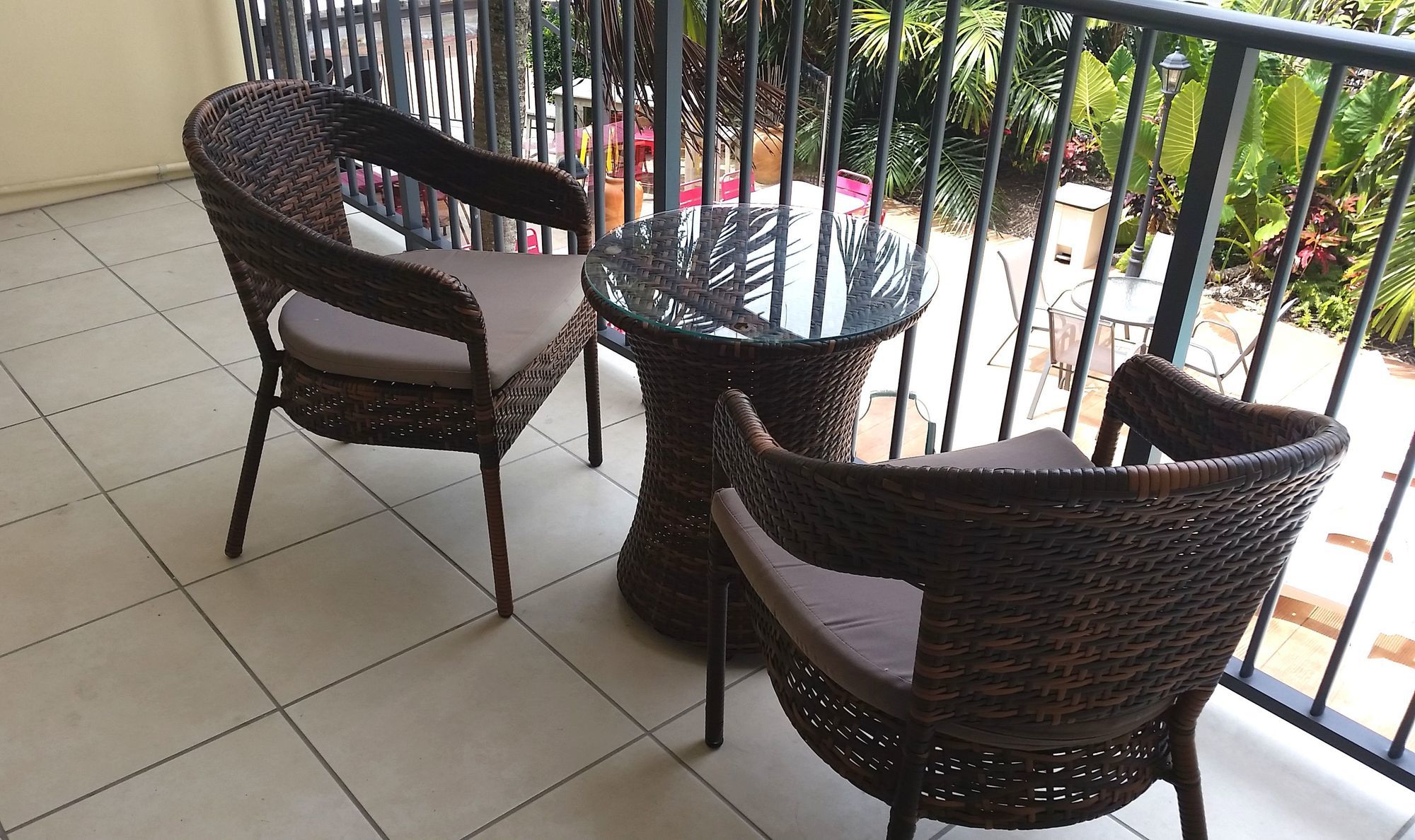 Cairns Queenslander Hotel & Apartments
