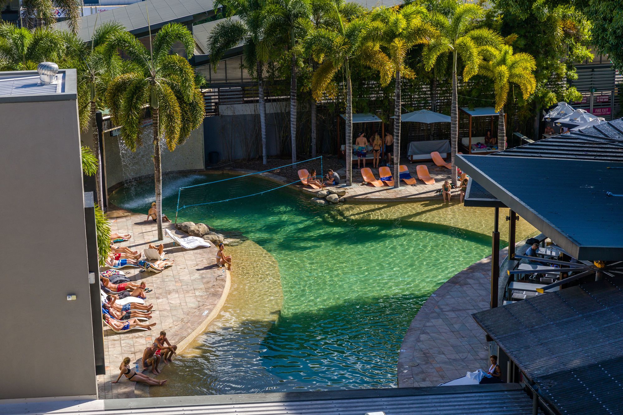 Gilligan's Backpackers Resort