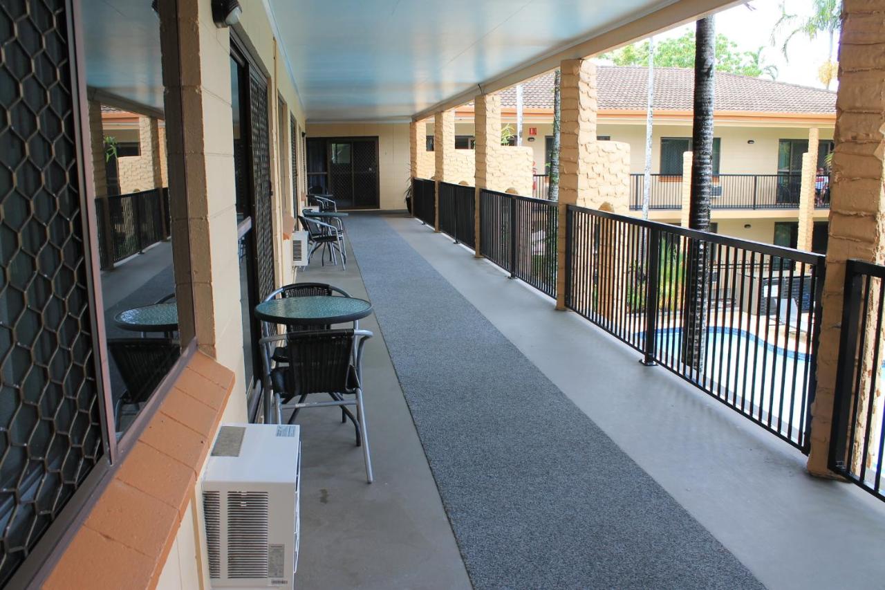 Oasis Inn