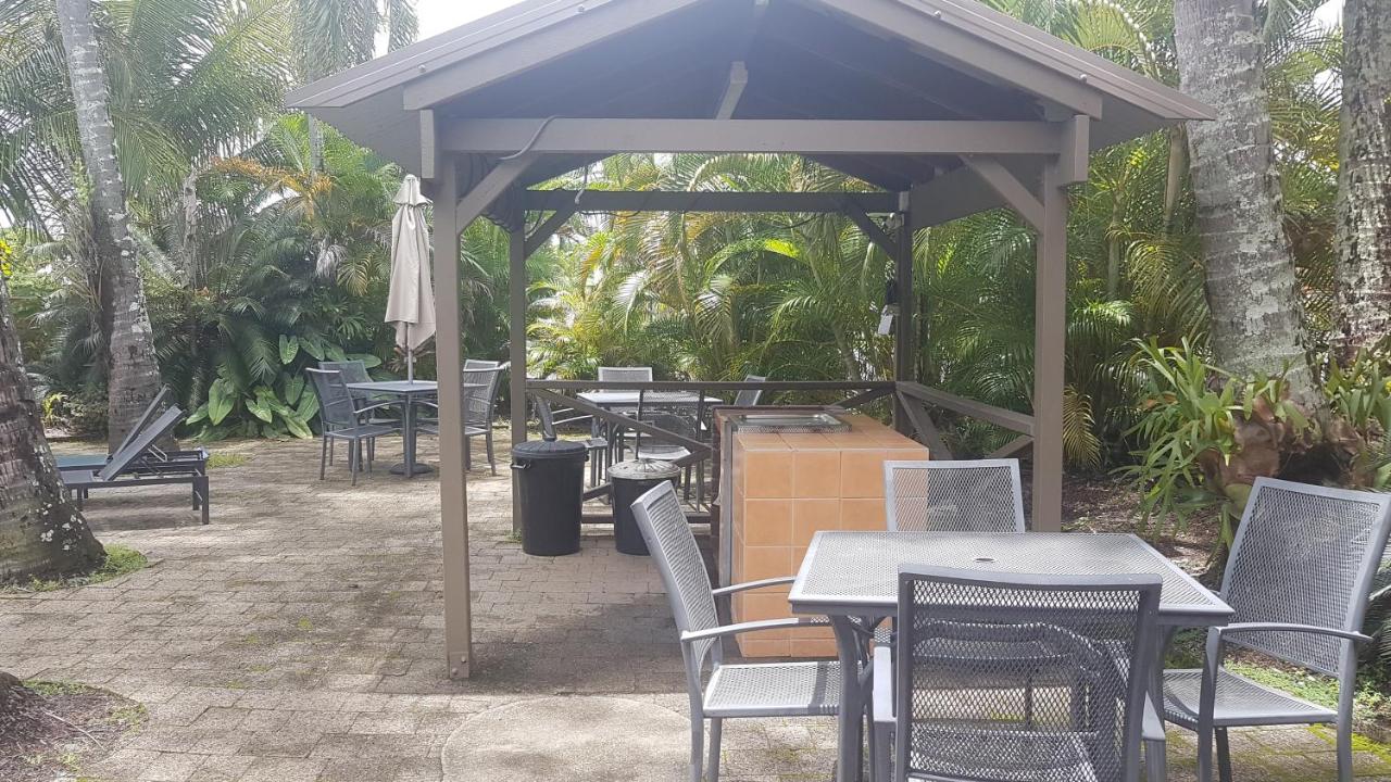Oasis Inn