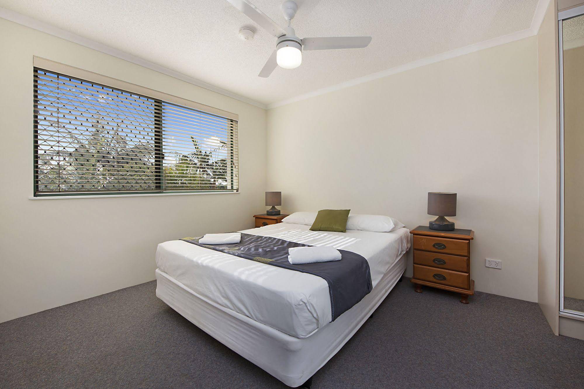 Fairseas Apartments