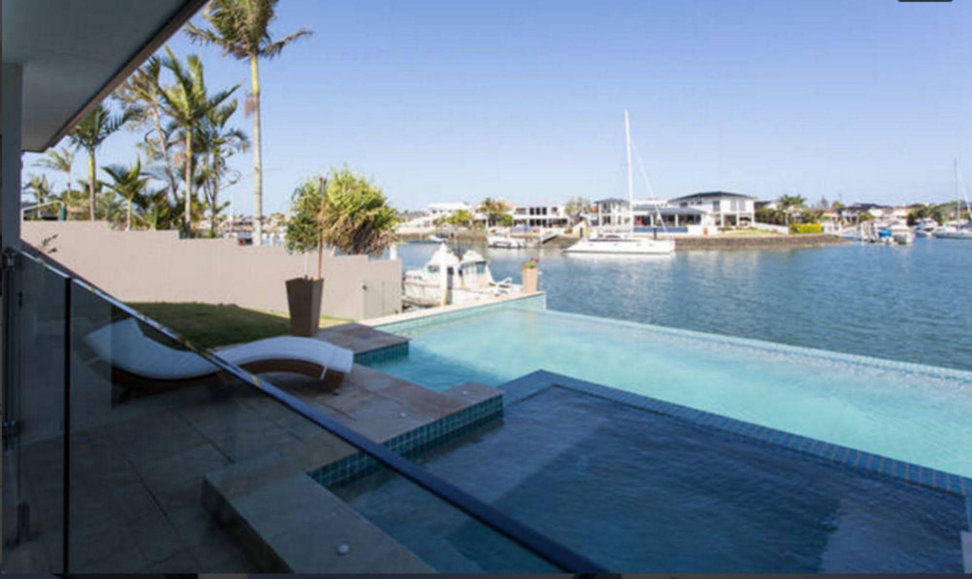Bella Vista Of Raby Bay
