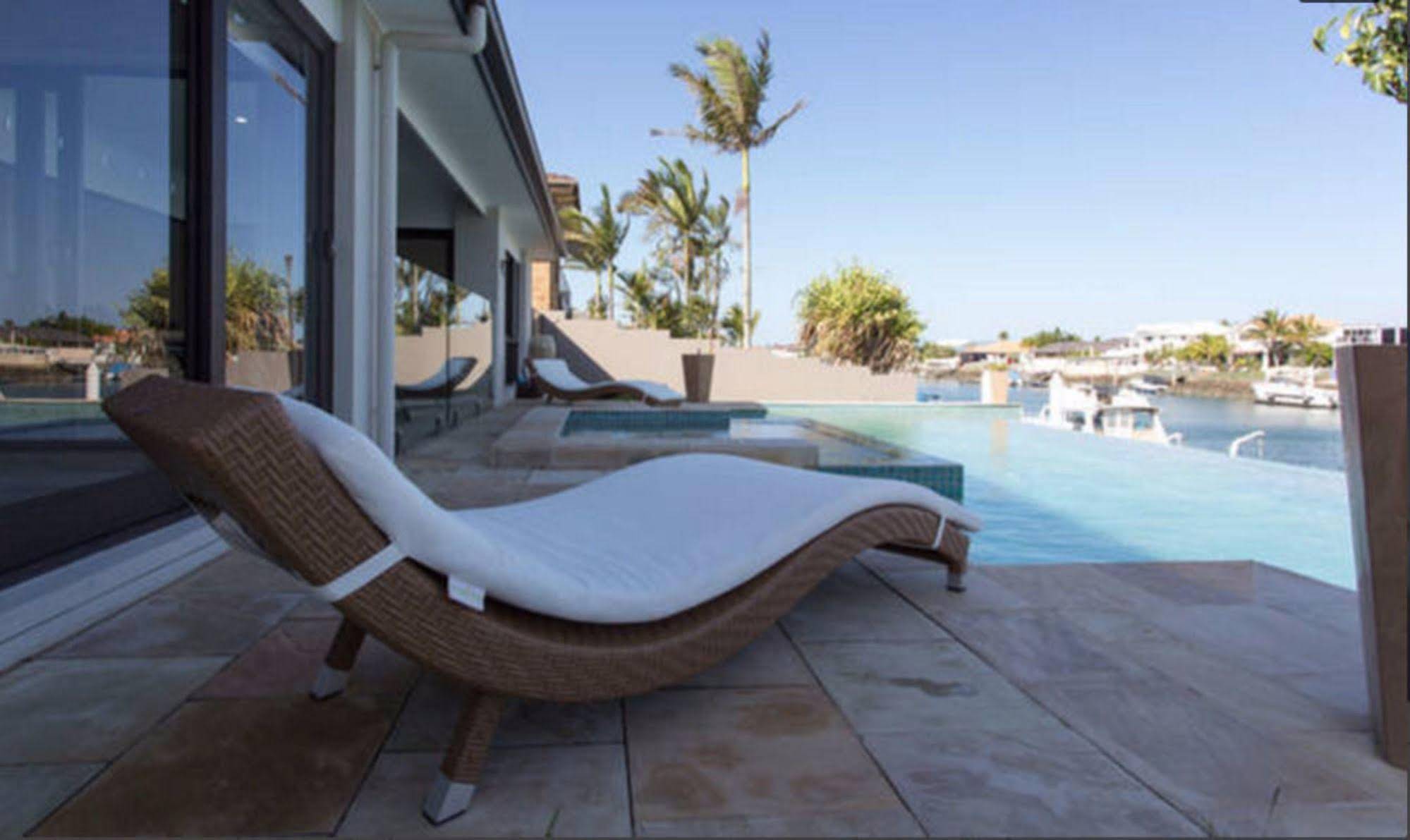 Bella Vista Of Raby Bay