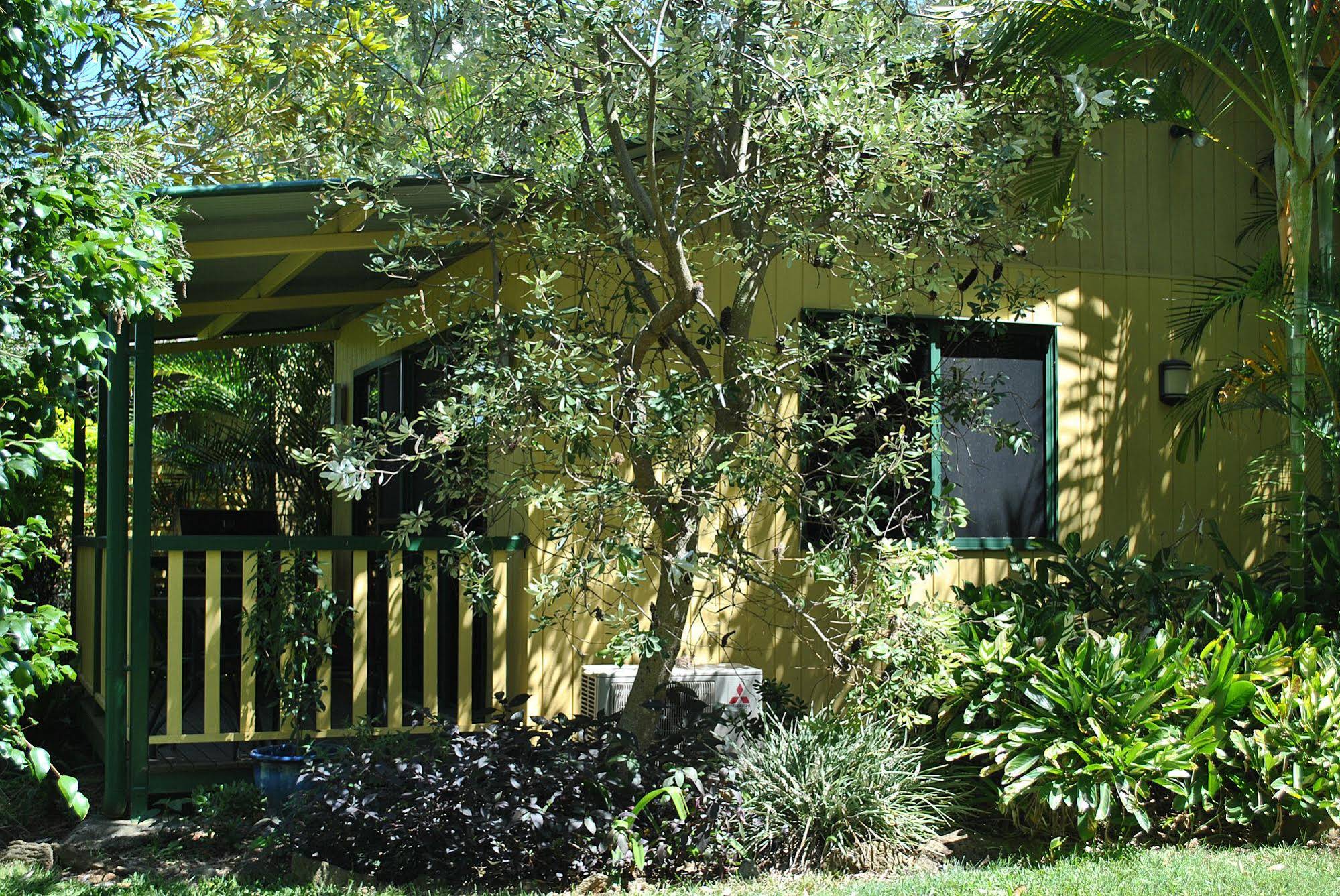 Dayboro Cottages and Llama Walks