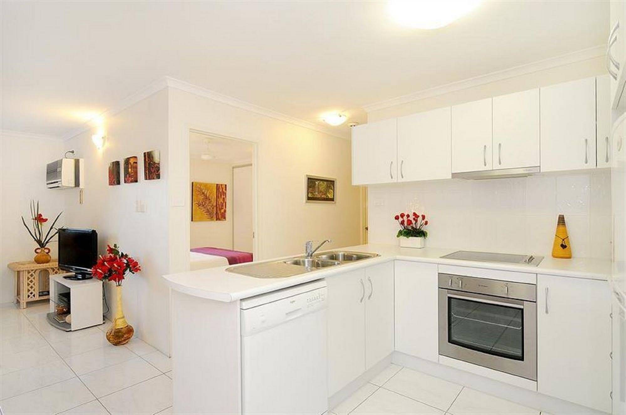 Outrigger Holiday Apartments Resort Port Douglas