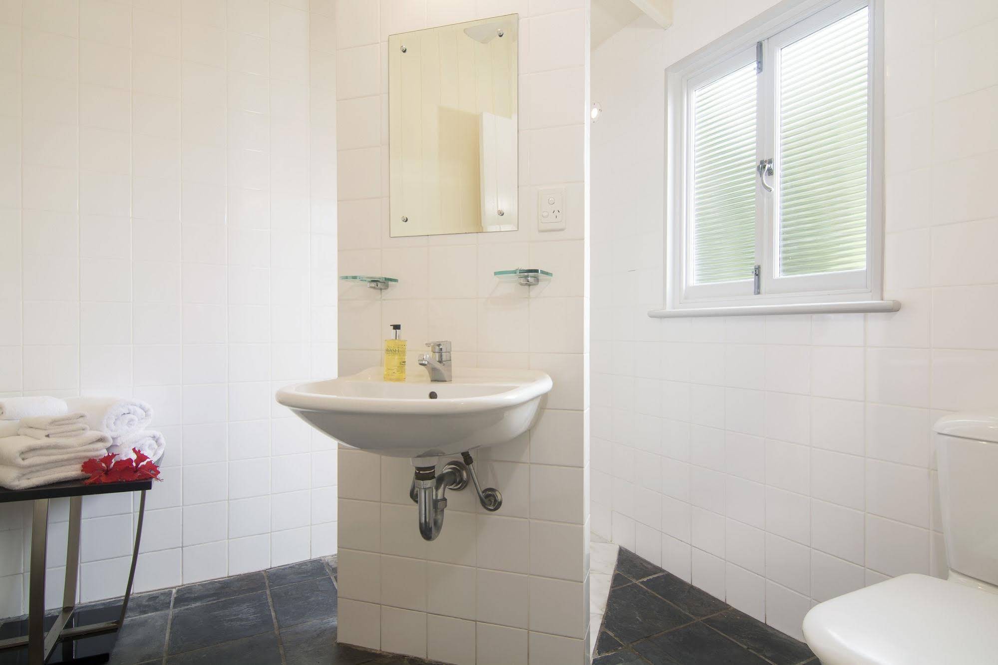 Port Douglas Cottage & Lodge