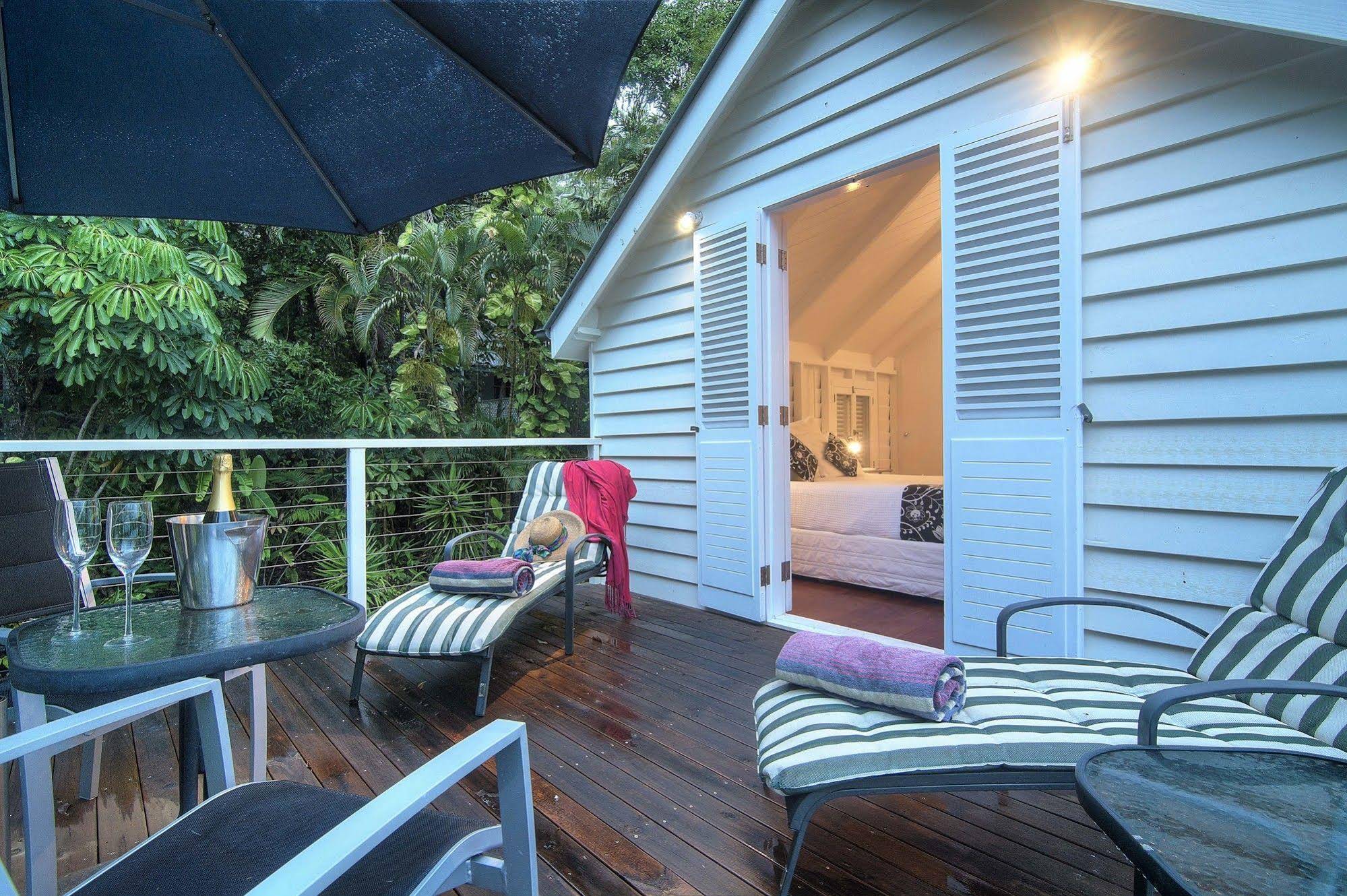 Port Douglas Cottage & Lodge