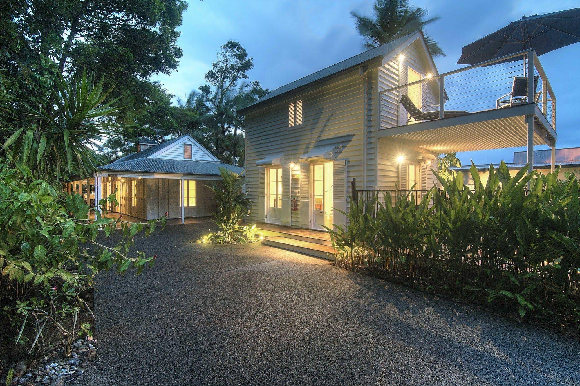 Port Douglas Cottage & Lodge