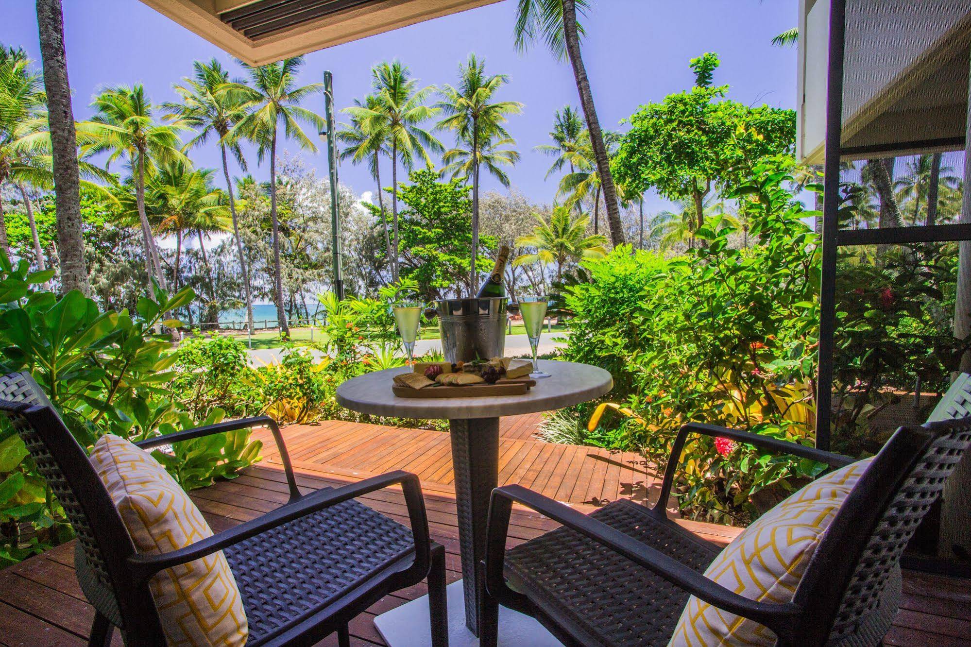 Port Douglas Peninsula Boutique Hotel