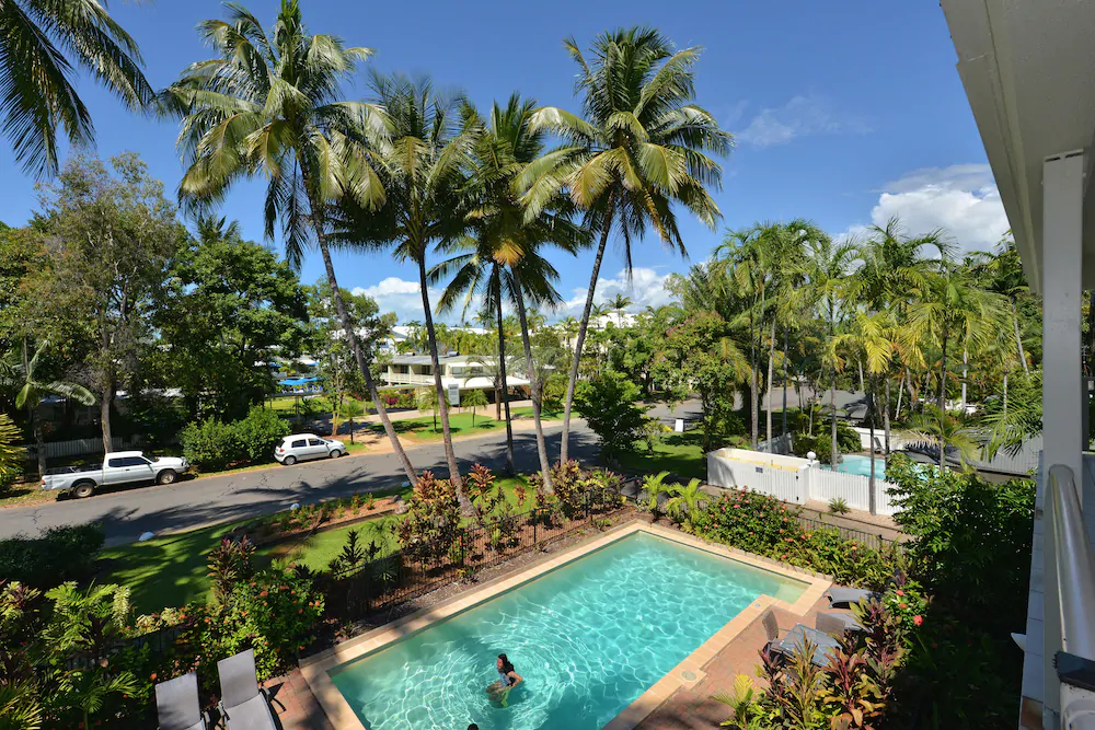Tropical Reef Apartments