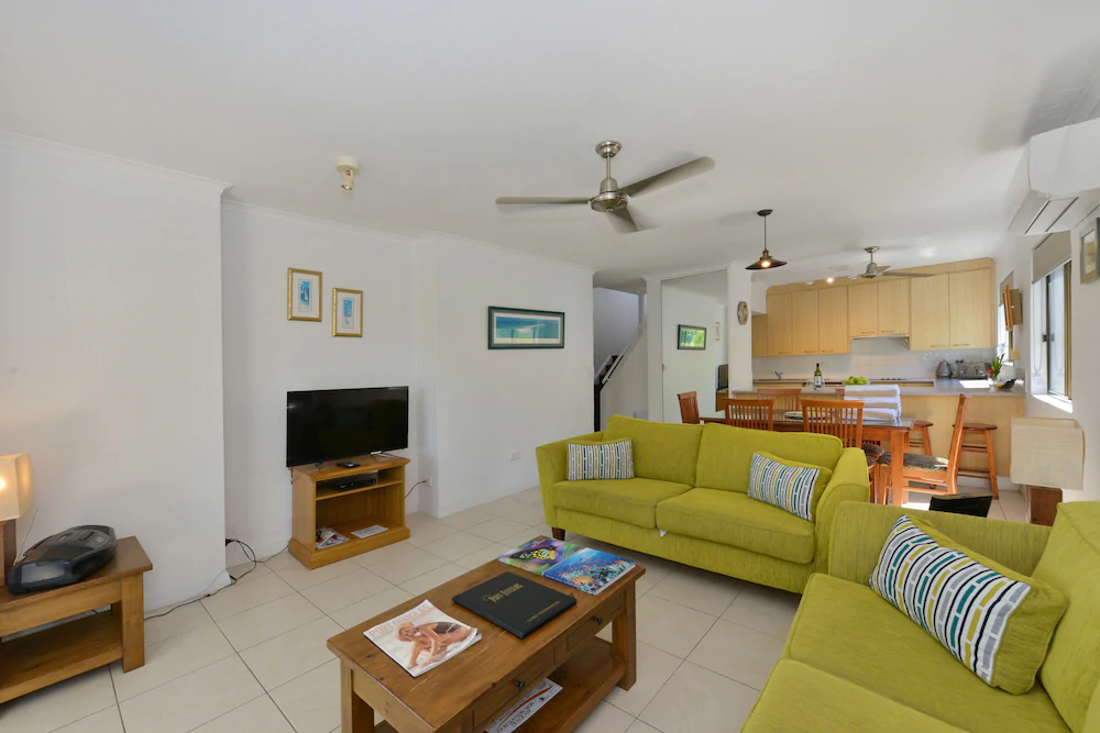 Tropical Reef Apartments