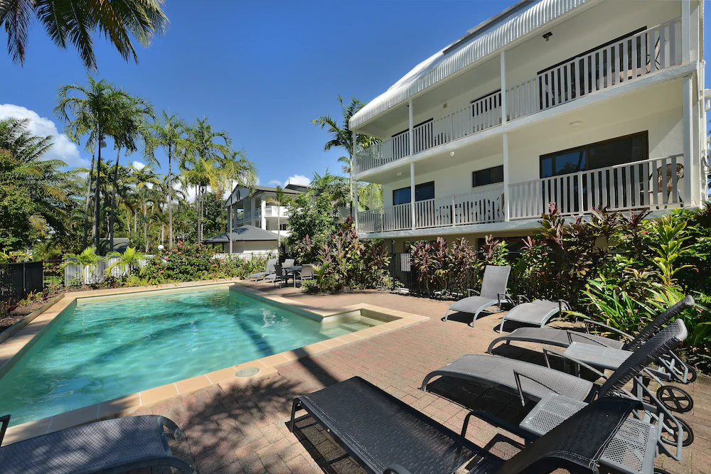 Tropical Reef Apartments