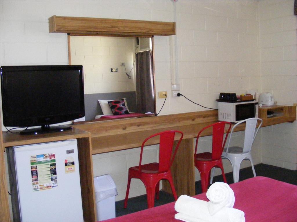 Motel Lodge