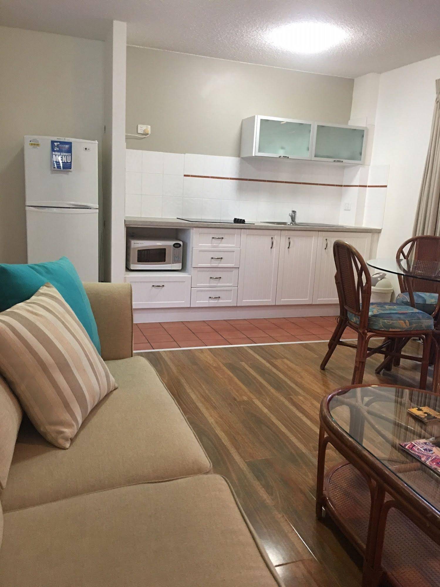 Chez Noosa Resort Motel