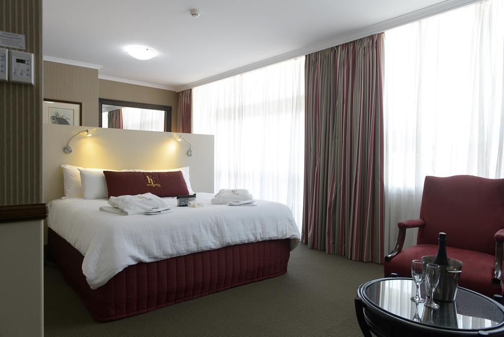 Burke & Wills Toowoomba